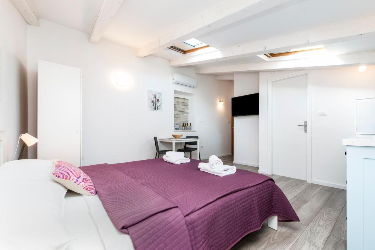 Cozy Garzoto Studios Rovinj Luaran gambar